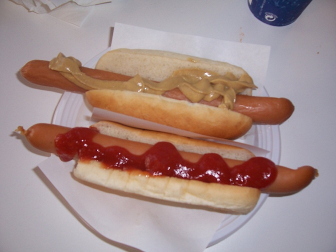 2 Hotdogs