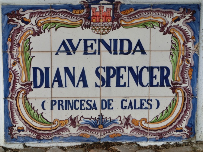 Straßen-Schild für die Diana-Spencer-Straße in Portugal