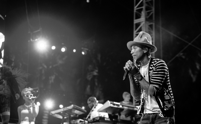 Pharrell Williams bei einem Konzert