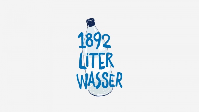 Die Zeichnung einer Wasserflasche mit dem Schriftzug 1892 Liter Wasser