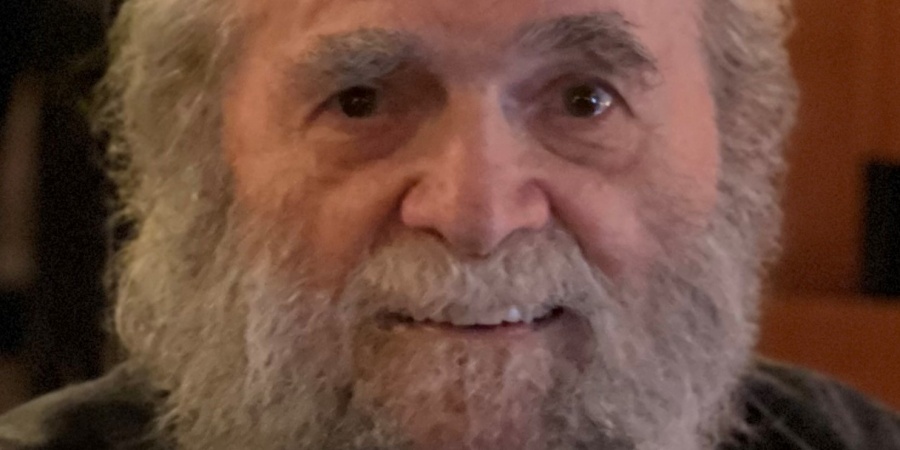 Woran ist Kostas Papanastasiou gestorben?